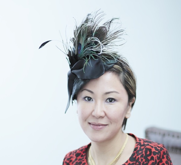 braintumourrsch's tweet photo. On our blog today is an exclusive interview with couture milliner @MisaHarada, whose ‘Love’ hat inspired our 2023 signature brooch. Misa reveals what she’ll be wearing on #WearAHatDay and the secret to choosing the perfect hat 👒 

Read the blog here ➡️ https://t.co/QjLzV0jfiB https://t.co/FbnbRJZsGS