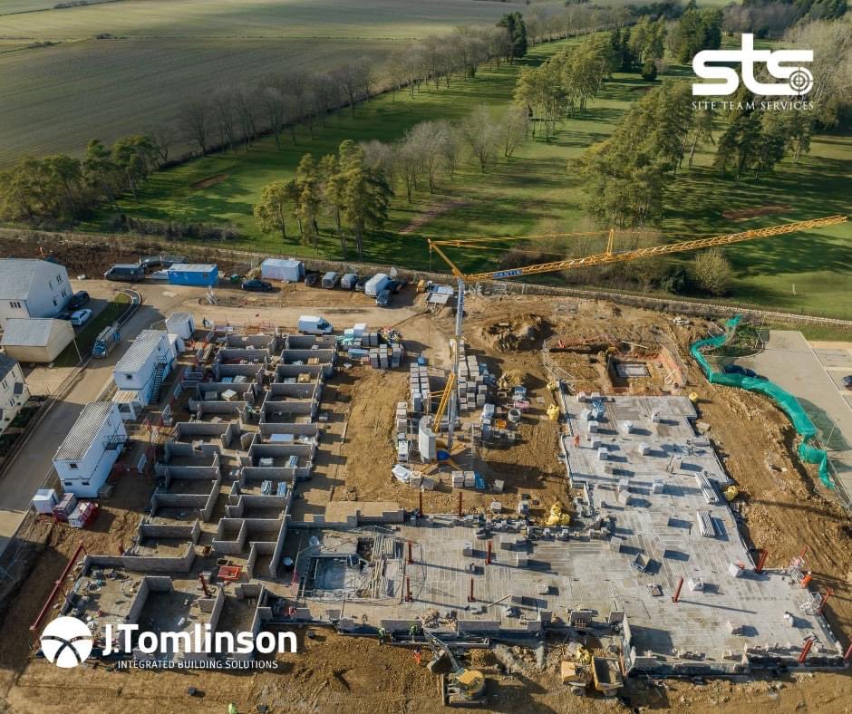 J Tomlinson tweet media