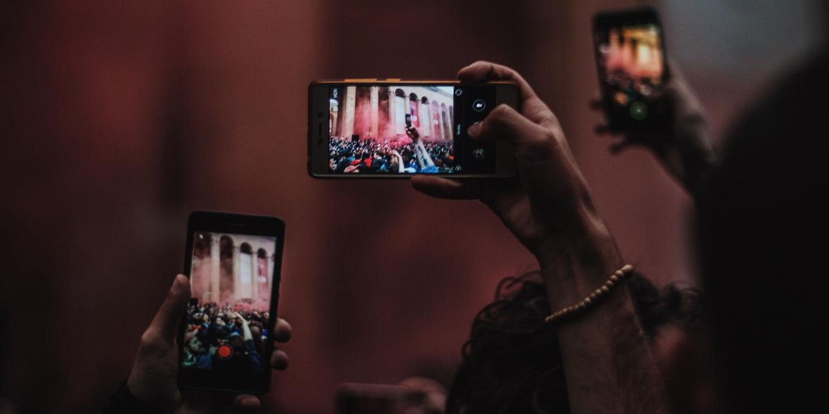 🤓Exciting opportunity for PhD students!
🎞️🔎Spring school on "Visual Analysis &amp; Contentious Politics" co-organized by #AuthlibEU WP lead Manuela Caiani &amp; <a href="/HansJoergTrenz/">Hans-Joerg Trenz</a> <a href="/scuolanormale/">Scuola Normale</a> in Tuscany 🇮🇹 on May 29 - June 1.
📨 Apply by March 1!
Details👉 sns.it/it/evento/scho…