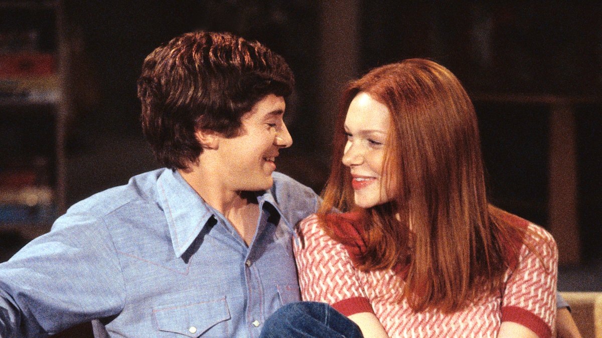 Happy Valentine's Day! Catch up with Eric &amp; Donna's relationship through the years. That '70s Show is streaming now on <a href="/peacock/">Peacock</a> 
#valentines #that70sshow
youtube.com/watch?v=7KYQR7…
