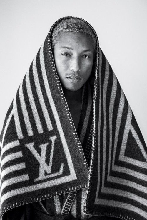 Selon le Wall Street Journal, Pharrell Williams est pressenti pour devenir le nouveau directeur artistique des collections masculines de Louis Vuitton.