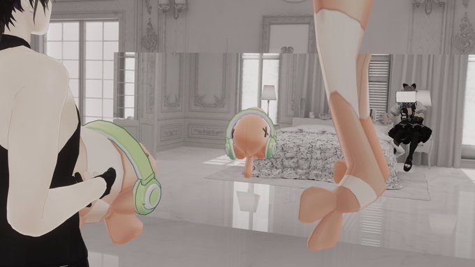 #おうつちのVRC日記
えびの伸び方こわ
同一人物
墨がすごい
バレンタインエモートかわいいね 