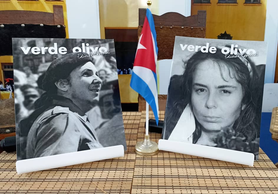 En la Feria Internacional del Libro de La Habana, se presentaron  las revistas especiales dedicadas a Vilma y Raúl.
Bello homenaje de FAR Cuba al Día del Amor y la Amistad.
#JuntarYVencer