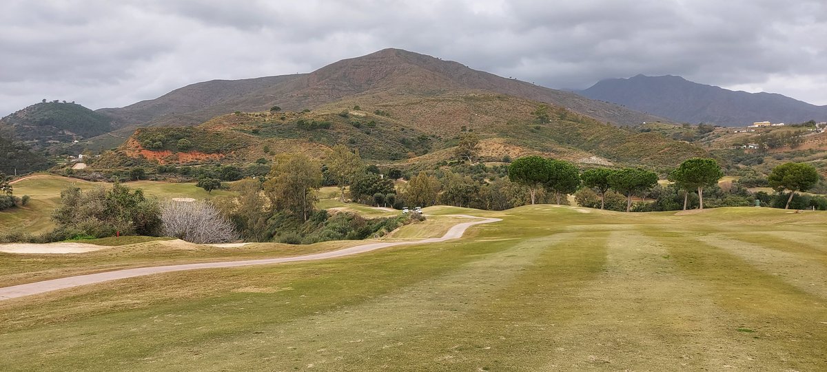 derrdel's tweet photo. Day 2 complete - Golf that is lol - we'll say nothing about the golf but waggy played like a pro and a course that had very little grass on the fairways - All to play for 🏌‍♂️🍺✈️
@shaywho1 @npmacca @drumm_kieran https://t.co/pP1EOSuDSk