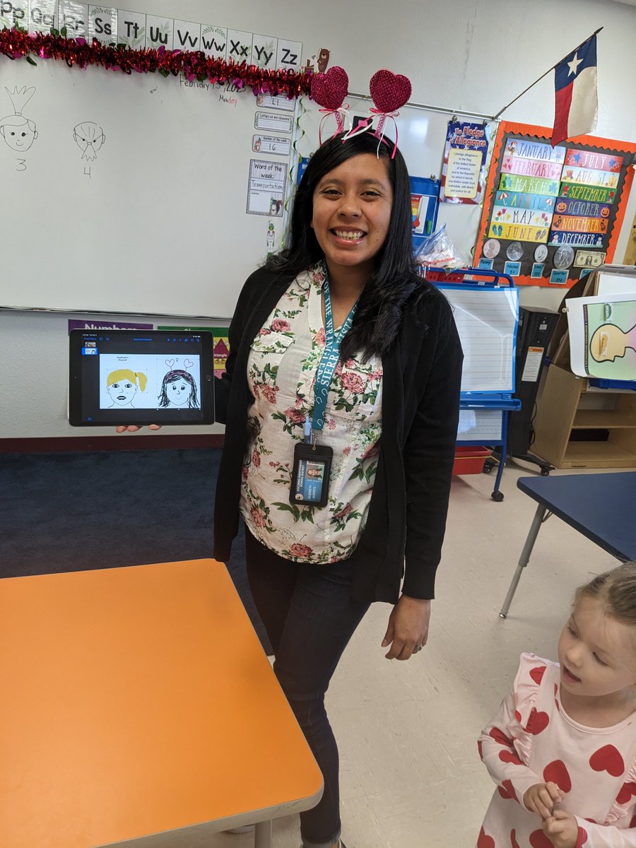 KCrain_TECH's tweet photo. @LMeraz_SVES Pre-K Ipads using Keynote Stephanie's Ponytail @SierraVista_ES #herewegrow https://t.co/LmnIsLOAFP