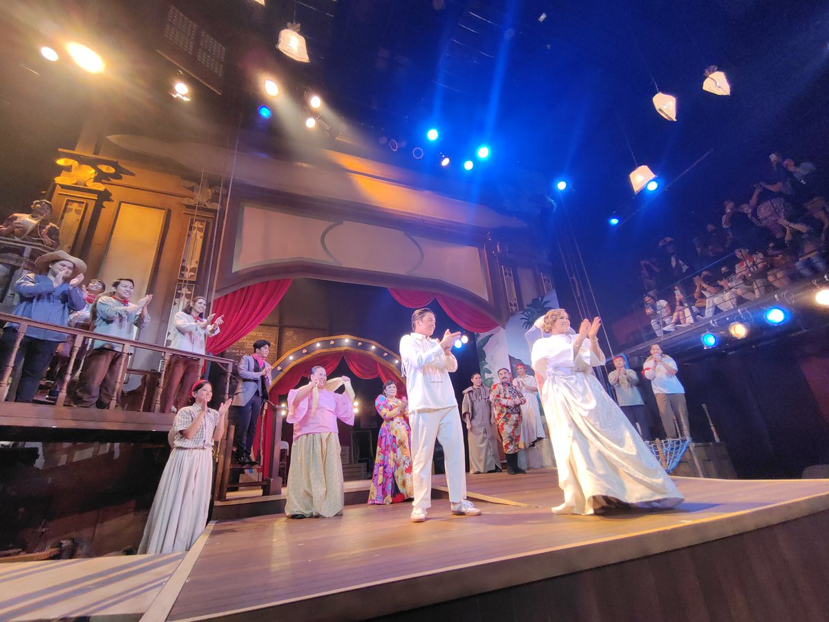 ronranierreyes's tweet photo. Catch #PETAWalangAray, a modern take on a classic zarzuela by Severino Reyes about the injustices experienced by the Filipinos under the Spanish colonial period.

I thoroughly enjoyed the right mix of social commentary and witty punchlines interlaced with well-written songs. 🫰 https://t.co/4GZuoqmwx8