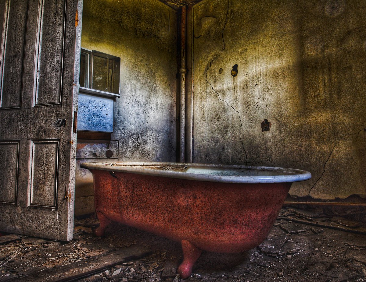 Steven_W_green's tweet photo. #photography #photographer
#photos #photo #portraitphotography
#portrait #picture #art
#love #nature #Camera
#nikon #canon #today #landscapephotography
#urbex #urbexing
#AbandonedPhotography
#AbandonedWorld https://t.co/DsDsCbeP9q