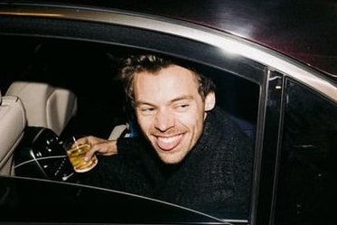 ES CARITAAAAAA lo quiero llenar de besitos TE AMOOO