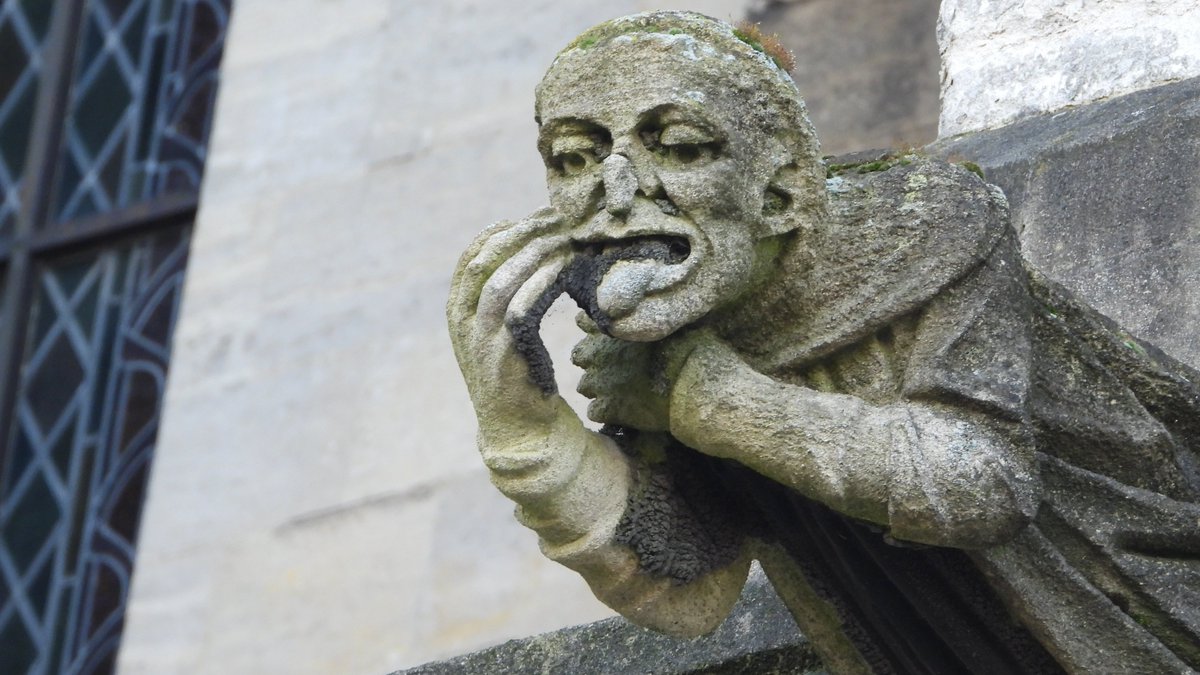 seuneke's tweet image. Grotesques on S John the Baptist RC Cathedral Norwich #grotesques #norwich
