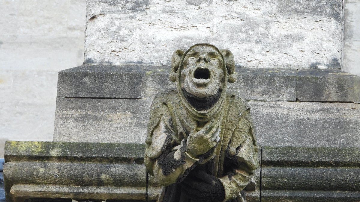 seuneke's tweet image. Grotesques on S John the Baptist RC Cathedral Norwich #grotesques #norwich