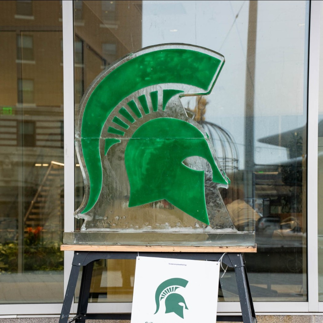 DowntownGRInc's tweet photo. 💔

#DowntownGR #SpartanStrong https://t.co/H7vfHxkq3B