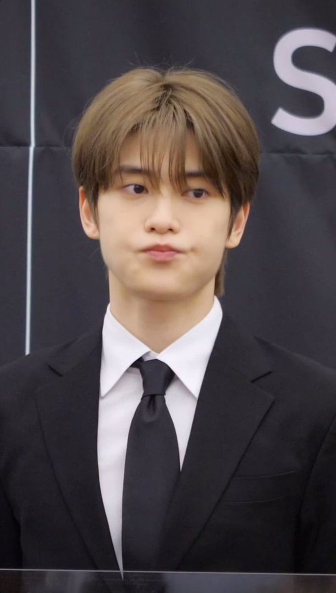 XimenaMin's tweet photo. CUTE &amp;SEXY JUNG JAEHYUN 
 HAPPY JAEHYUN DAY! 🥳💞🍑🎂💗✨
@NCTBolivia @JaehyunBolivia 
#HAPPYJAEHYUNDAY
#YUNOwhoseDAYitis
#포레버온리_함께할_재현의생일 
#JAEHYUN #재현
#JaehyunBolivia #BOLIVIA
🇧🇴 https://t.co/ysaThAEFiw