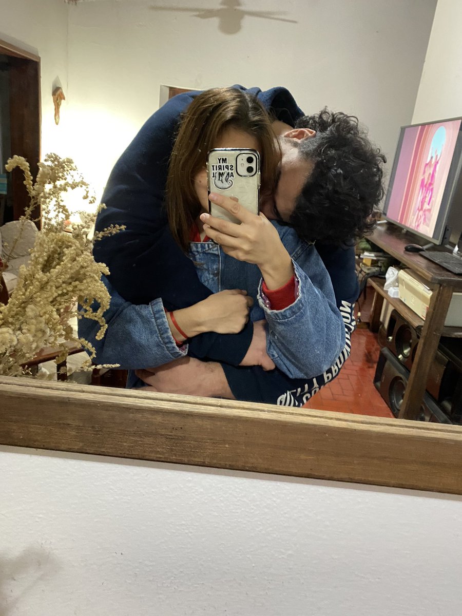 Andressss_C's tweet photo. Porque con vos siempre todo es más lindo, porque te elijo una y mil veces más, porque con vos todos los días son 14.02.  Te amo ❤️ https://t.co/prWUGU7Sho