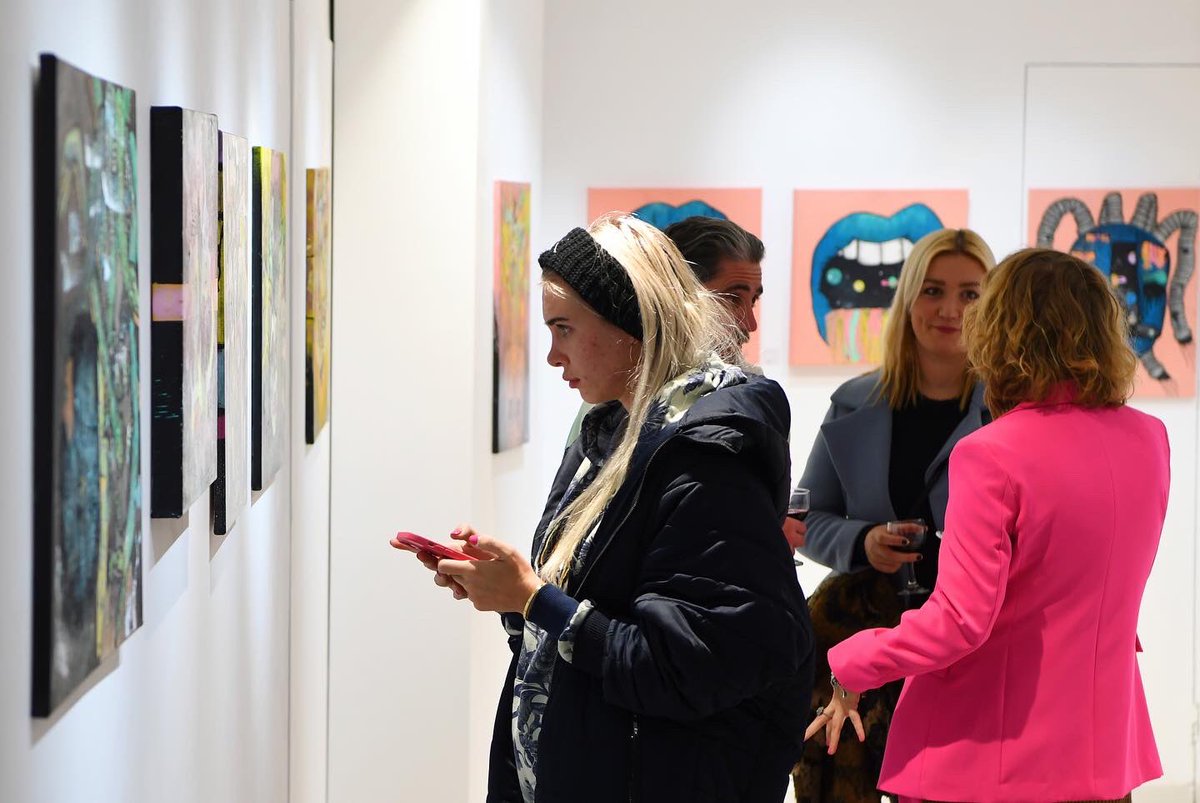 kukiabstractart's tweet photo. I want to thank everyone once again for this amazing evening! 
It meant a lot to me…🙏🏻❤️🙌🏻
 
“Awakening” exhibition 
@psifidaartgallery
10.02.23

  #art #abstract #abstraction #abstractart #exhibition #in_abstract #colorfull #painting #gallery #cyprusart #artcollector #Artists https://t.co/GSJIxl8q5z