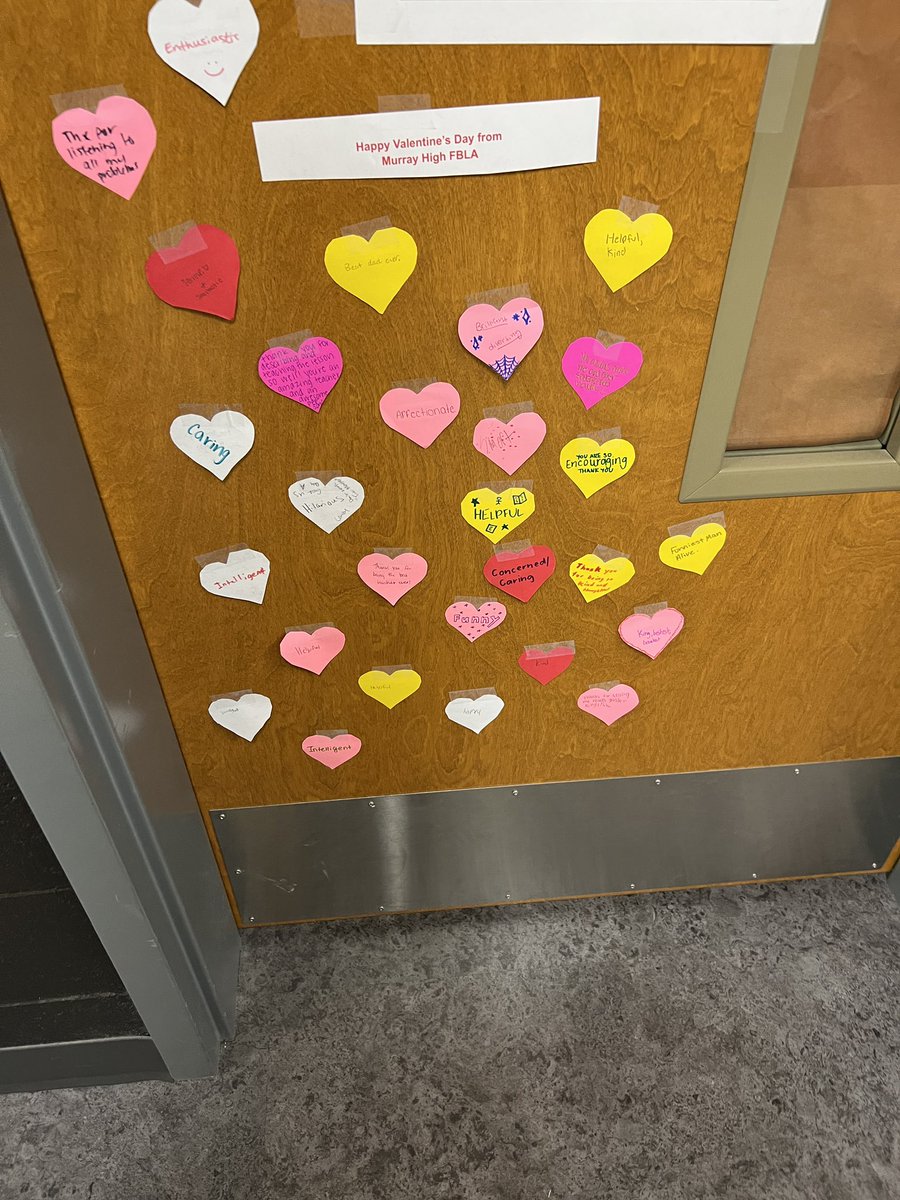TonyJarvis_MHS's tweet photo. Valentines Day at Murray High!  Big 👊🏻 to Murray High @FBLA_National for these kind hearts!  #MurraySchools @AMcDowell87 https://t.co/sVCOpjzmrL