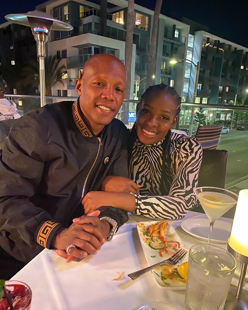 SUPERJUDAH's tweet photo. Happy Valentines Day To My Wife Dee Dee The Great. #HoneyLove 💪🏾💙🤞🏾#BigMOB🏴🏴🏴 #TeamJudah https://t.co/5lw4pnzau9