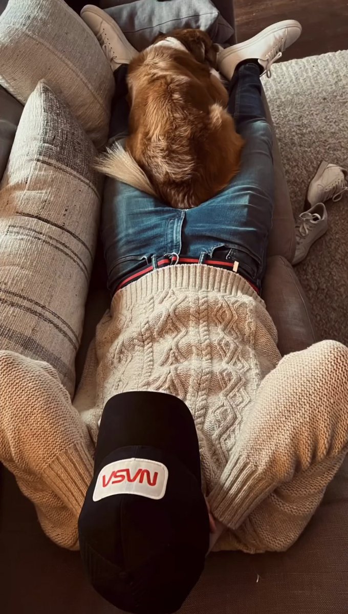 to the love of my life, i love you. happy valentine’s, my love. thank you for everything. ❤️

@knvs0ut