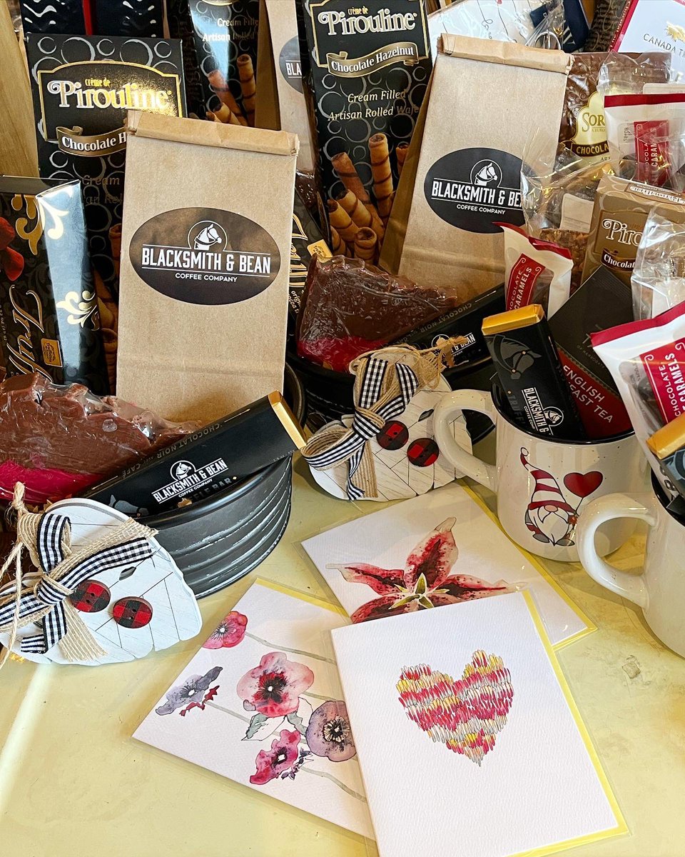 MyCreativeEdge's tweet image. Great gifts for everyone you love this #ValentinesDay Local soaps, pottery, candles, #giftbaskets, coffee, chocolate, home decor and more!