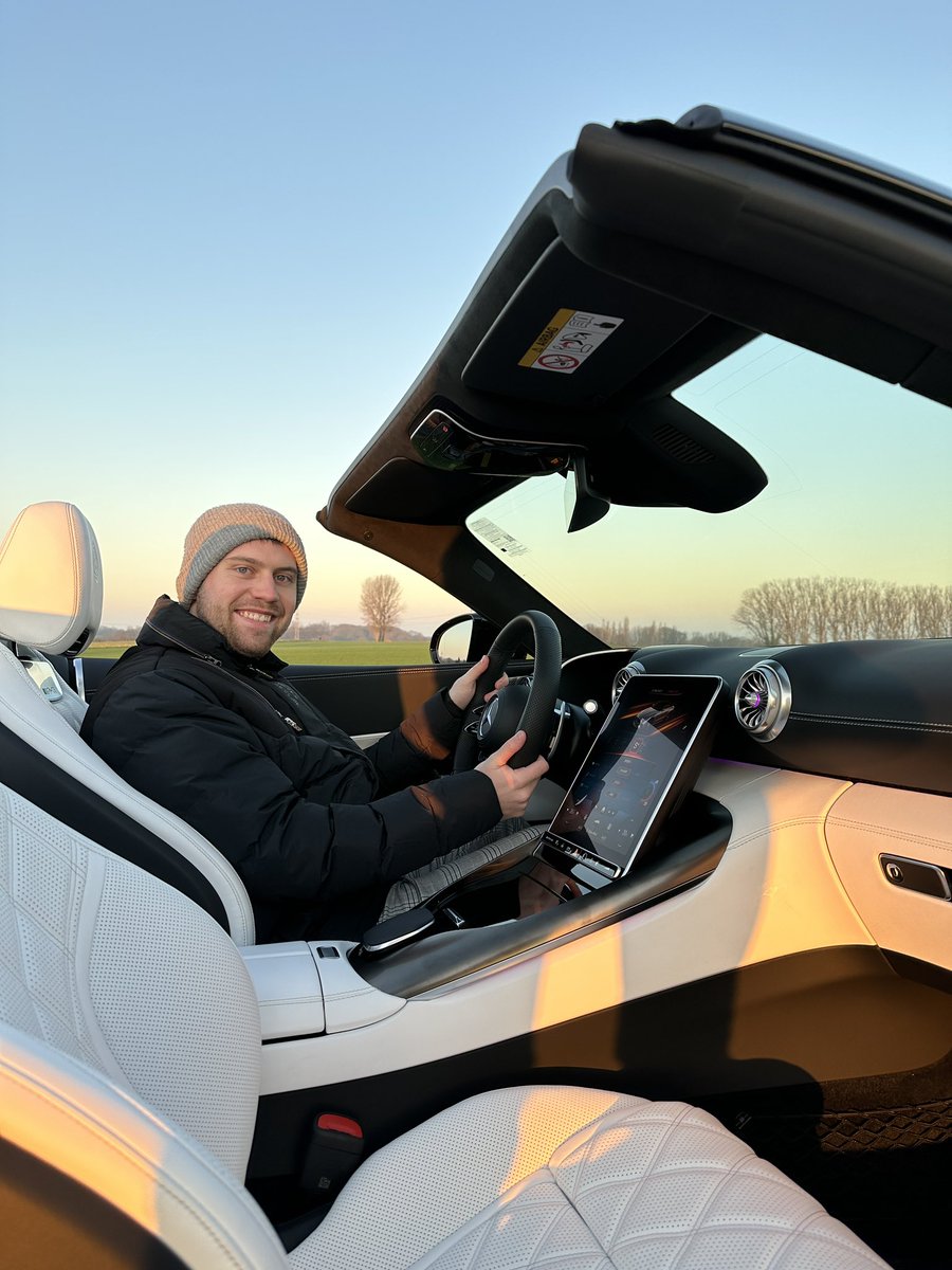 Tomke_Nils's tweet photo. HOT or NOT? 🔥 Mercedes-AMG SL63! https://t.co/oXl8mTRLfS