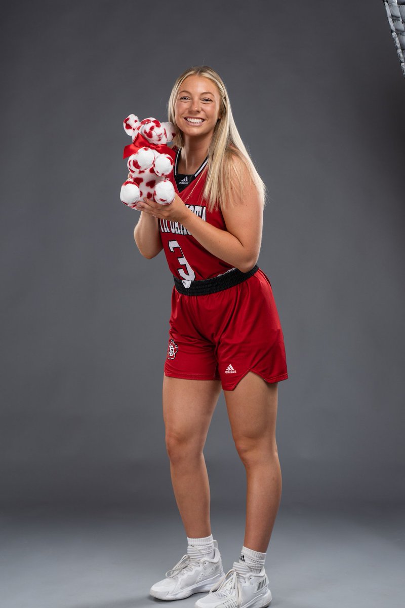 Happy Valentine's Day, Yotes ❤️

#WeAreSouthDakota x #GoYotes 🐾