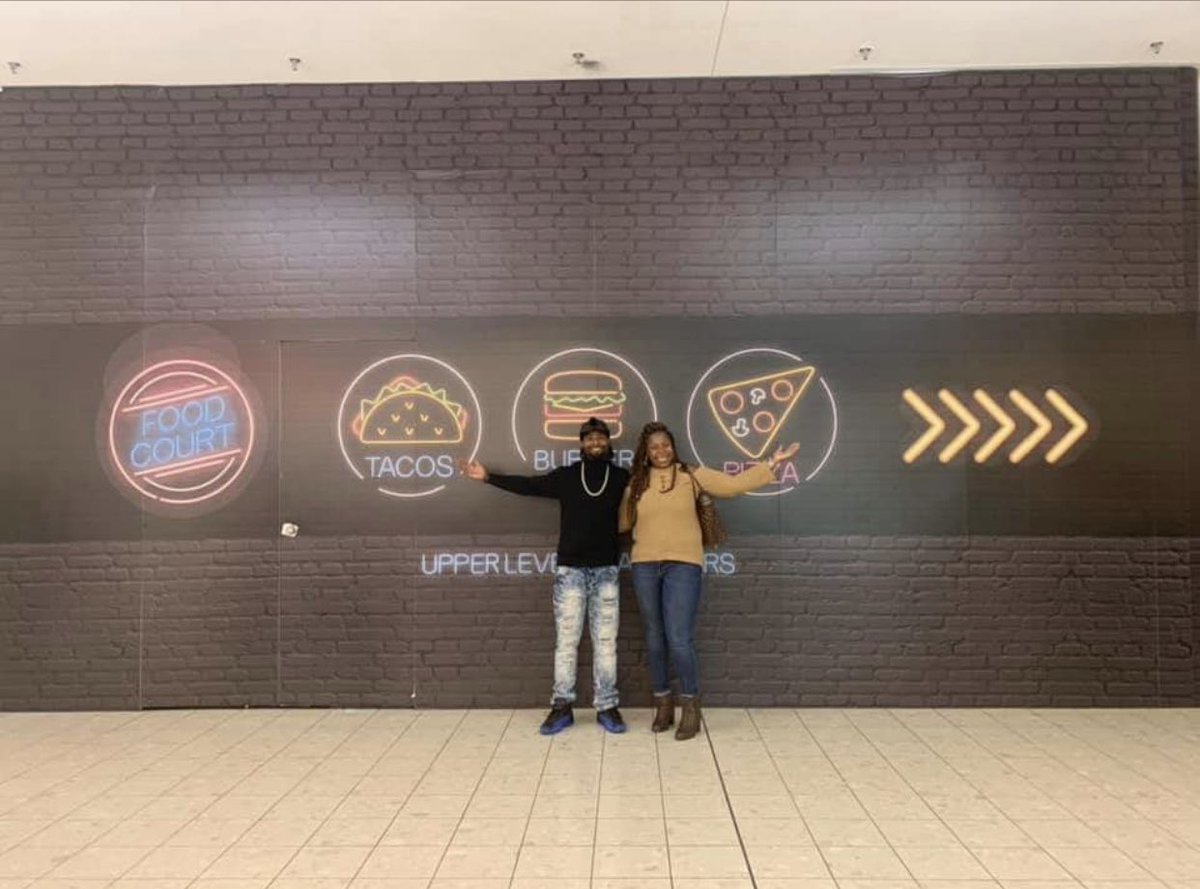 1funnelcakeman's tweet photo. 🎉🎉🎉🎉🎉🎉🎉🎉🎉🎉🎉🎉🎉🎉Happy Anniversary to The Funnel Cake Man Merrillville! It’s been 3 yrs since we opened @ Southlake Mall. 
Thank u to all our supporters, w/o you this anniversary wouldnt be possible! 
special thanks to the 1 &amp; only Tavares Davis- the man w/ the vision! https://t.co/AtuVw3GSqC