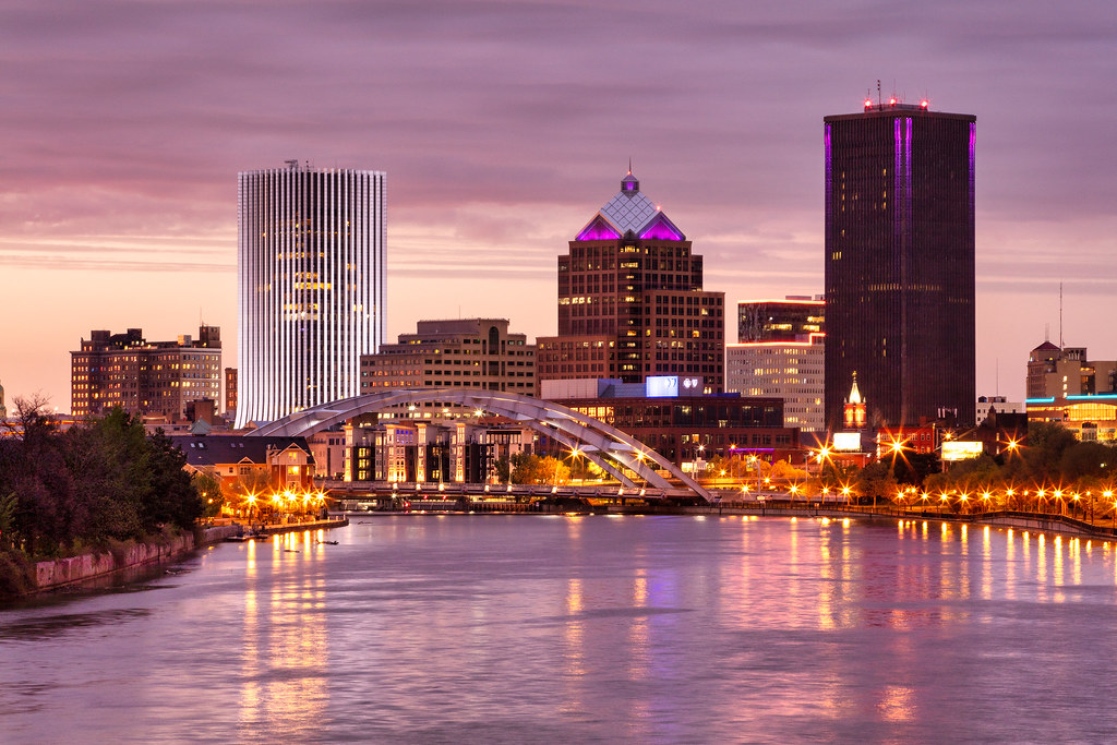 HartzSearch's tweet image. Fall in love💓 with Upstate New York 🗺 this Valentines Day! Rochester General Hospital is seeking a transformational and strategic Medical Executive as their Chief Medical Officer.  Details here 👉 conta.cc/3K68DXq
#CMO #Rochester