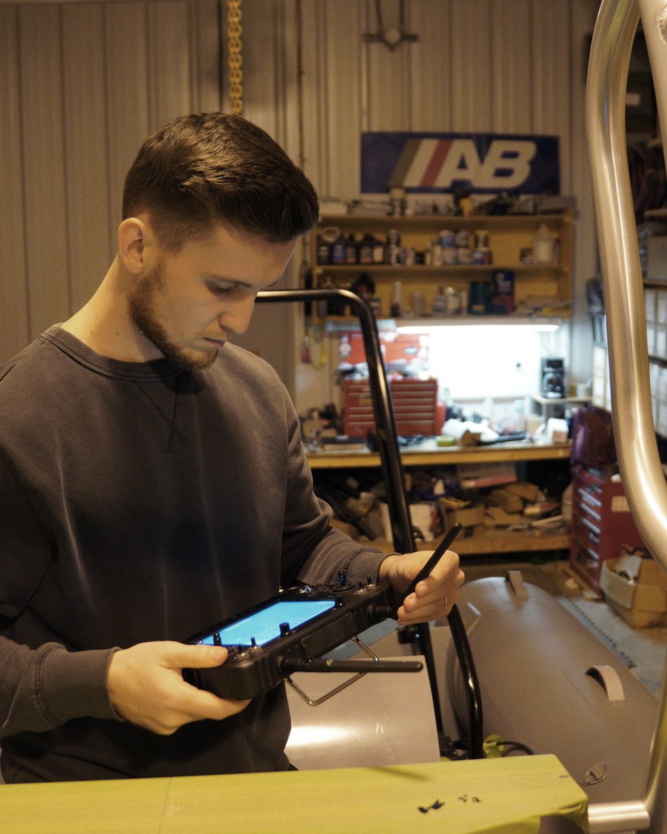 MarineThinking's tweet image. Here a few behind-the-scenes pics of one of our current projects - integrating #Autonomous navigation features into a rigid-hulled inflatable boat. 

Learn more👉marinethinking.com/projects/rhib-… 

#OceanTech #RHIB