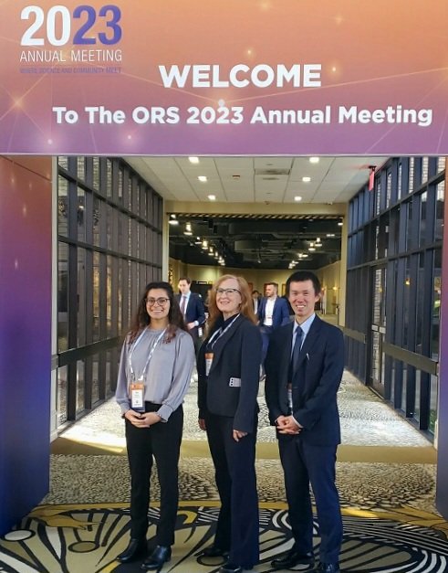 LECORLSU's tweet photo. Team LECOR at the Orthopaedic Research Society meeting in Dallas sharing science with esteemed colleagues. #ORS #LSU #LECOR #OneHealth #LECOR #LSUSVM https://t.co/8WagS8H40q