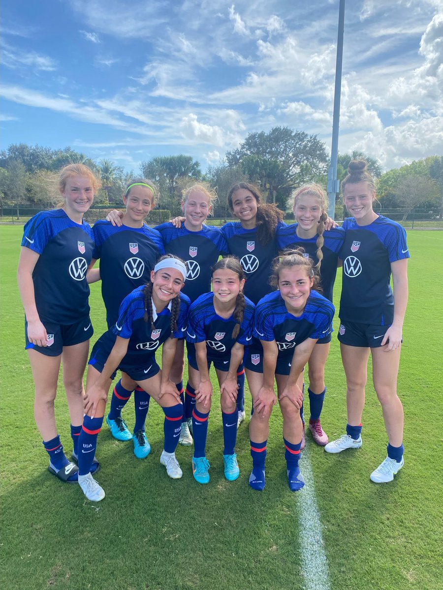 Mia Villalpando tweet media