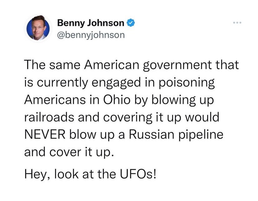 ChrisR61654621's tweet photo. #UFOGate https://t.co/jzMN9cxGLr