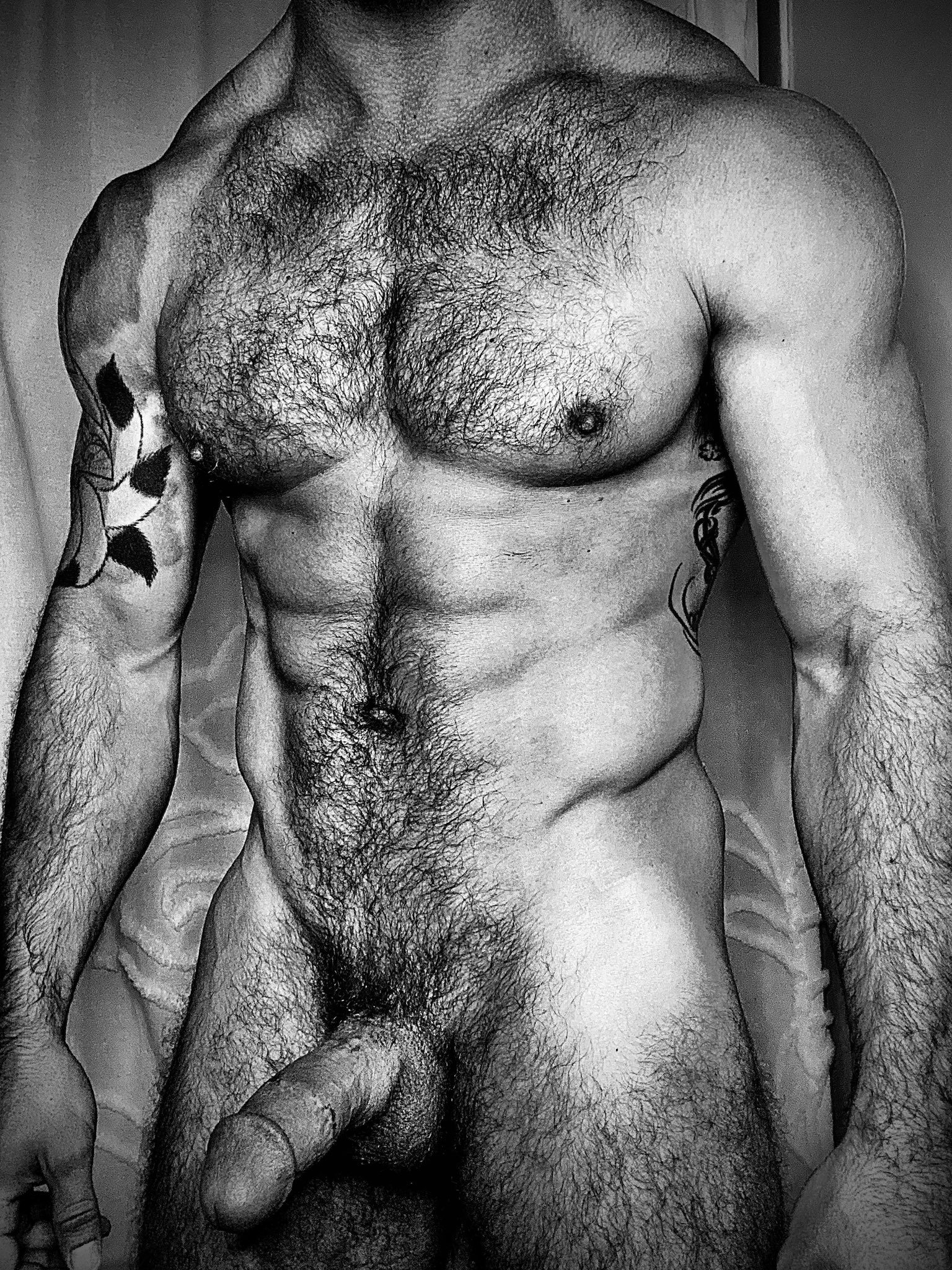 Happy Valentine’s Day ?? 

?https://t.co/J9MyKQVQGt?

@scallysex @thexxlmen @HotMaleStuds @GAYXXXBLOG