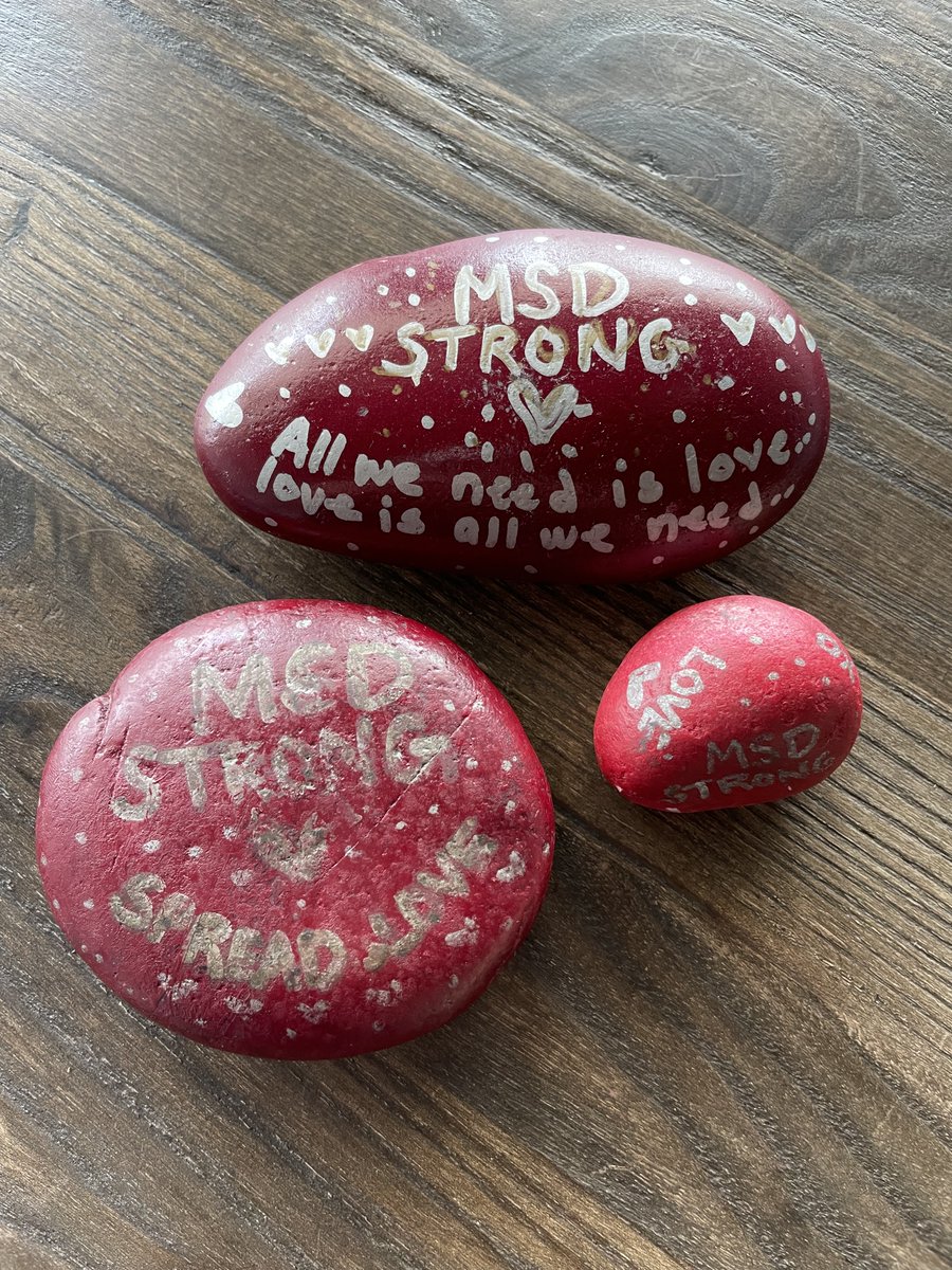 ❤️ It’s Valentine’s Day & I feel the love here in Parkland, FL. Teachers, students, & parents come together at Marjory Stoneman Douglas (MSD) to commemorate those who died in the school shooting on 2/14/18. May we all open our hearts to those mourning losses & celebrating love ❤️