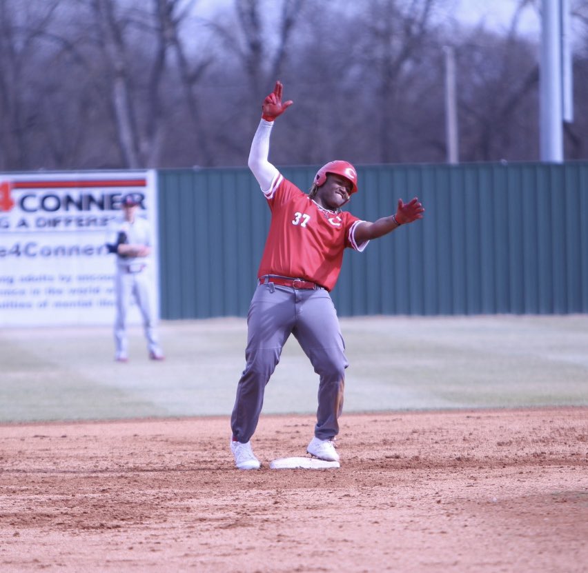 TIME TO WORK !! Blessed to say I have committed to play football and baseball @Red_Raven_FB @redravensBB @ @CoachCherico #llprince🕊️ #happyvday #JUCOPRODUCT