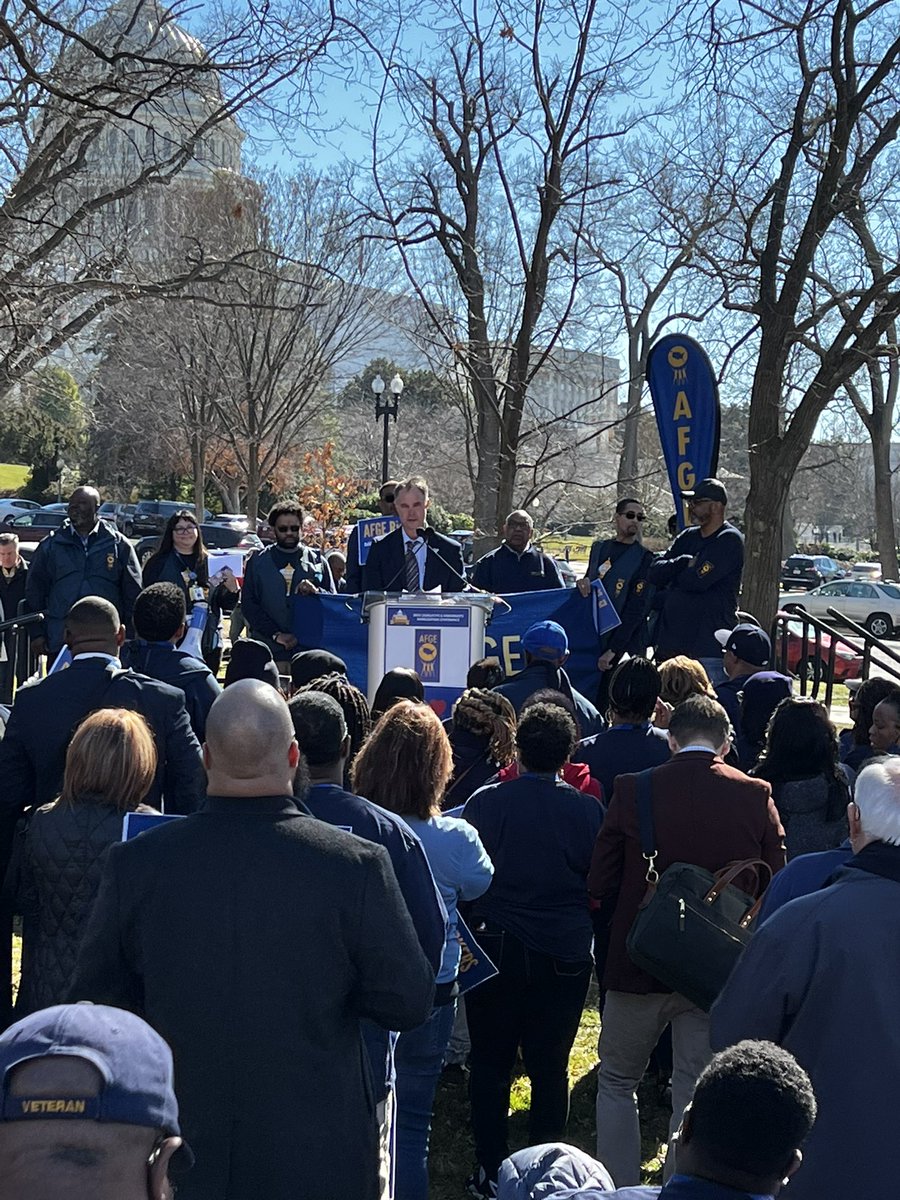 AFGENational's tweet photo. “Don’t apologize for asking for 8.7%. Demand it!”

We’re proud to have our union siblings from @IFPTE here with us today. #AFGERising https://t.co/dbmp9njZIM
