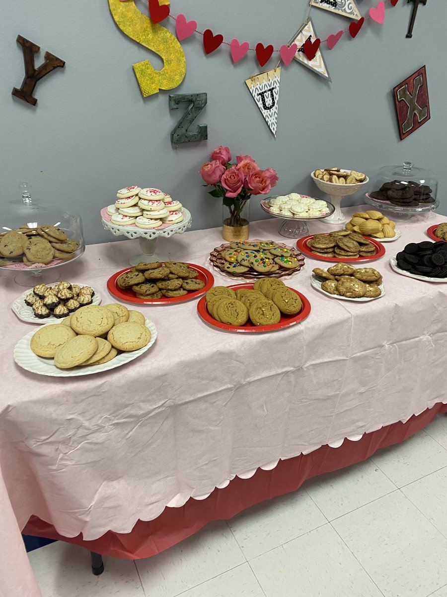 I love our PTO because they 💕us! Thank you, ALT @ Mound PTO! ⁦<a href="/MoundMustangs/">Academy of Leadership & Technology @ Mound Elem.</a>⁩