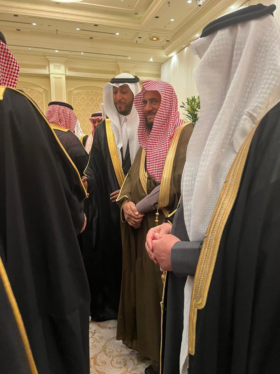 alsh3twit's tweet photo. الحمد لله الذي تتم بنعمته الصالحات - بفضل من الله وكرمه تم مساء هذا اليوم زفاف الشاب بدر بن خالد بن صالح بن عبدالرحمن الشثري على كريمة صاحب السمو الامير / خالد بن منصور بن عبدالله بن جلوي ال سعود  - اللهم بارك لهما وبارك عليهما واجمع بينهما في خير https://t.co/KEIfflfc4m