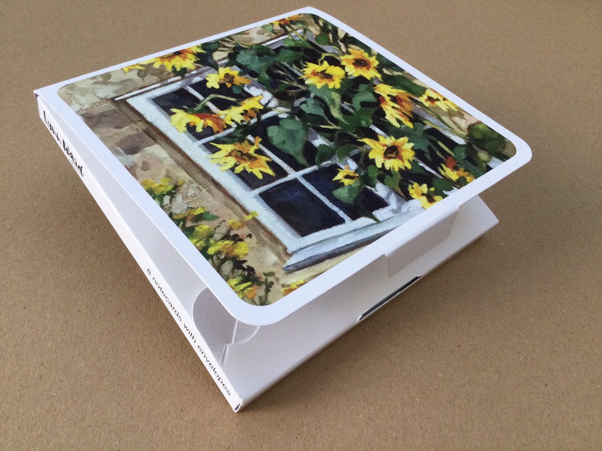 lynnwardartwork's tweet photo. NEW product now available direct from me or my website. Boxed cards, 2 designs with envelopes, great value at £7.50 presented in a lovely box #cards #greetingscards #notecards #sendacard

https://t.co/5U4AaW3WSk https://t.co/bhtPwilq5t