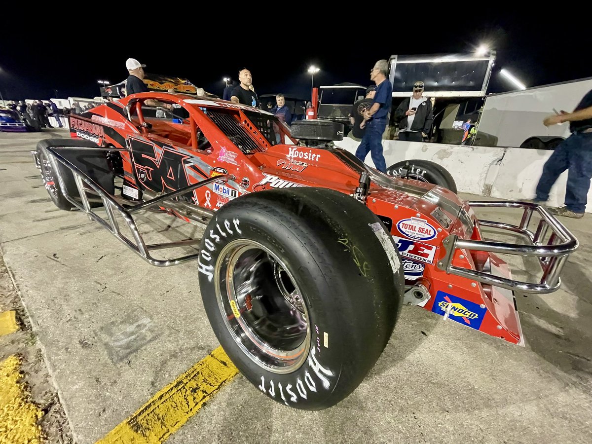 therepave's tweet image. Our ❤️. 

#HappyValentinesDay 

📺: @FloRacing 
📸⌨️: @RacingAmerica 

#ModifiedsMainly | #ShortTrackLife