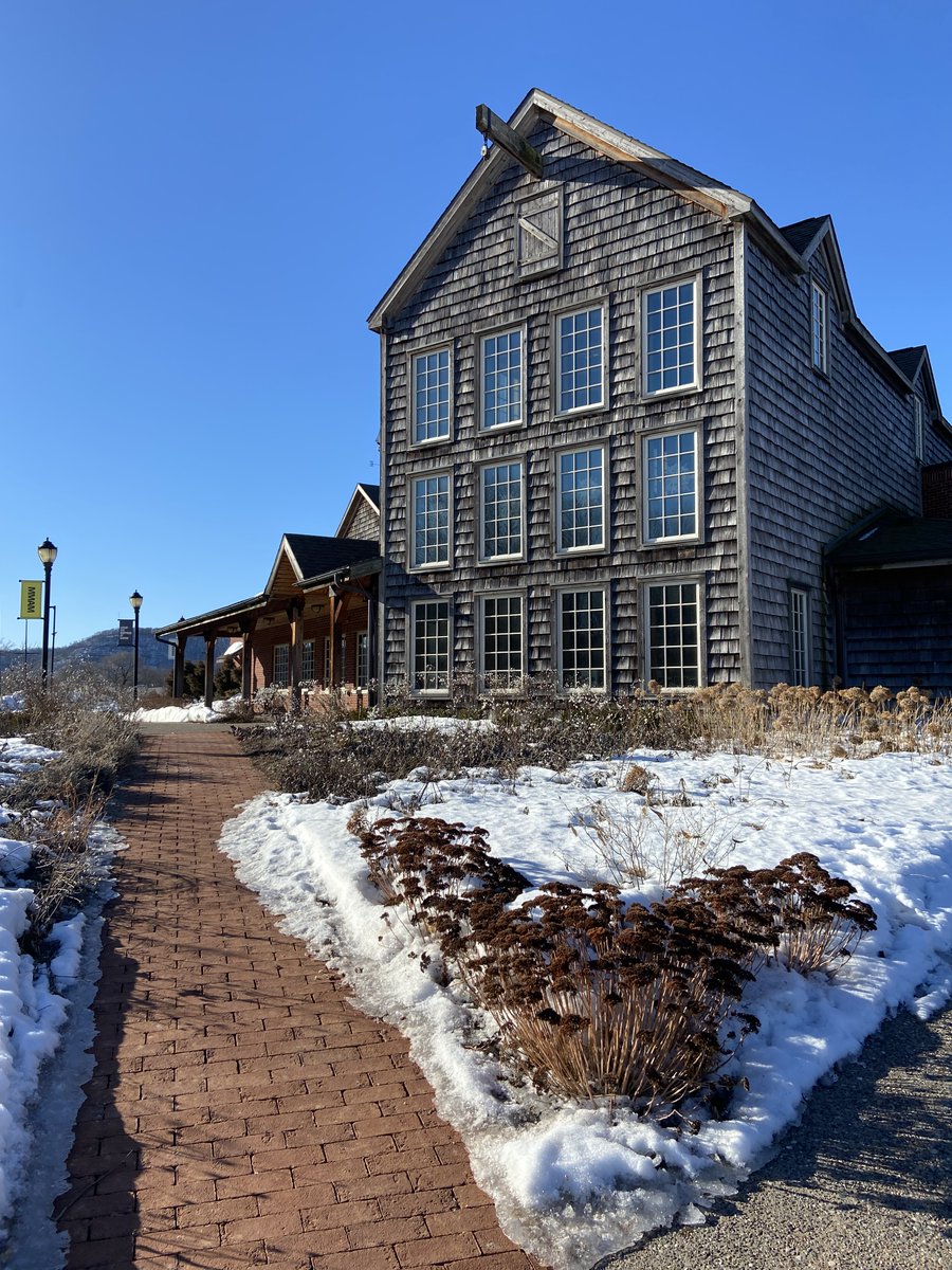 We are hiring an Enterprise Manager! Join the MMAM Team and work alongside talented individuals, and support remarkable artists, events, and programming.   
Application Deadline: March 5, 2023
mmam.org/job-posting-en…