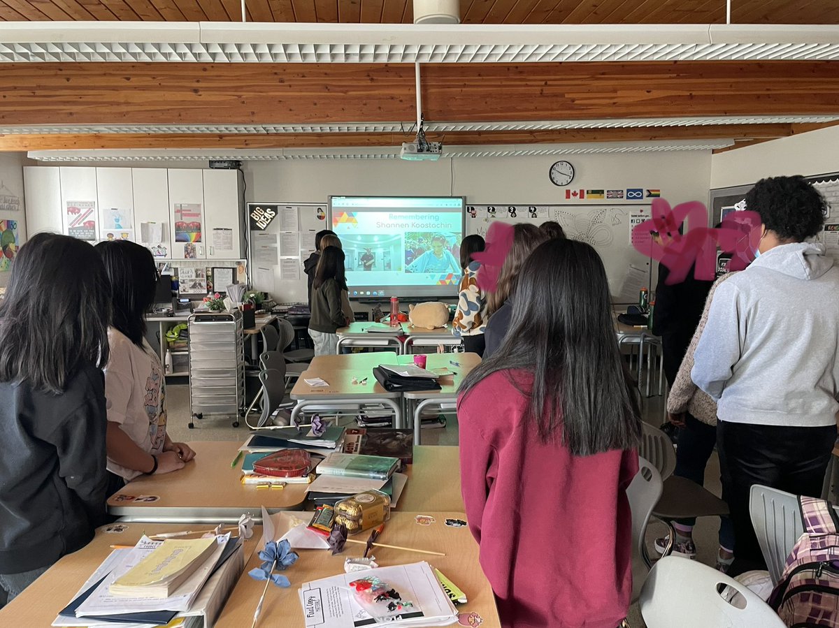 KelleyFineday's tweet photo. Sharing #shannonsdream with the Grade 7/8 class at Bishop Klein Elementary! We honoured her with an honour song sung by Dannathon Morris. Shannon continues to inspire our youth and empower them to use their voice and call out inequities! #changemakers #haveaheart #ISLC @GSCSNews https://t.co/IcV2b8PJZa
