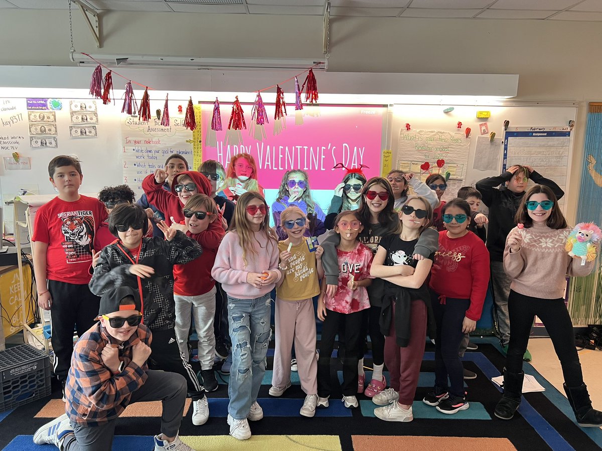 Lots of LOVE in Room 156! #HappyValentinesDay ❤️