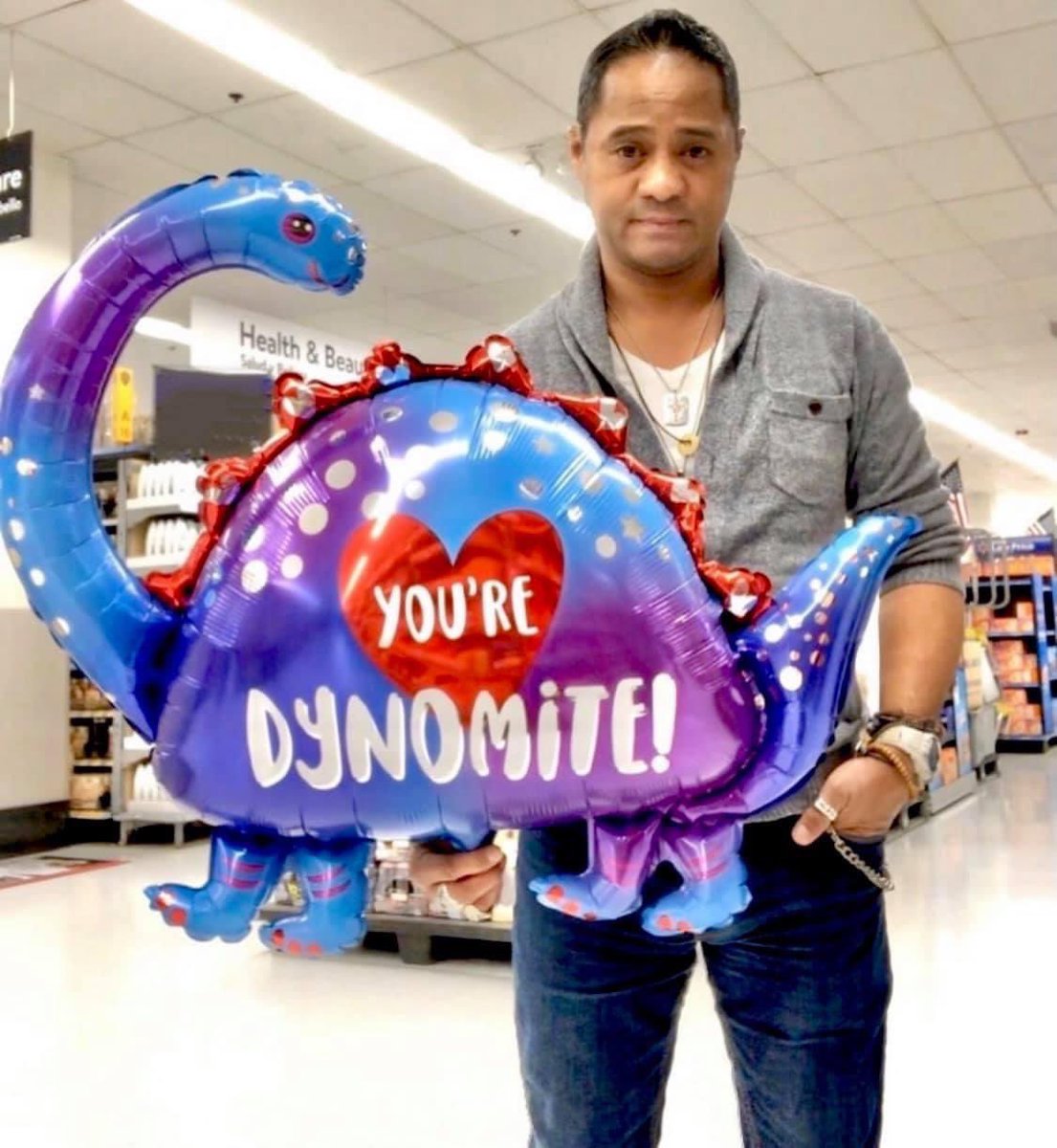 TyroneTann's tweet photo. Just in Case #NoOne tells U this 2Day...., KNOW that U Are! 🙂 HAPPY #Valentines or #SingleAwareness DAY!!! LoL! 😉 Know that U #AreLoved! 🙂
Have a #TerrificTuesday ‘Yall! https://t.co/CcTe53DGLM