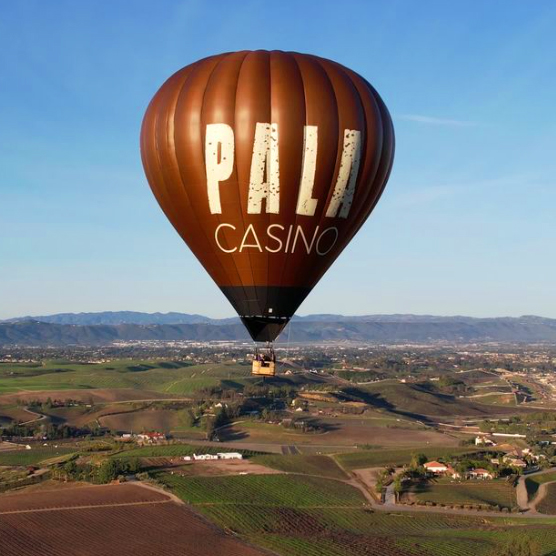 PalaCasino's tweet photo. 🎈Introducing the new Pala Casino Hot Air Balloon on its maiden voyage over wine country in the Temecula Valley! 👏😍

#palacasino #temecula #temeculavalley #tvbwf #winecountry https://t.co/MNujNwLNct
