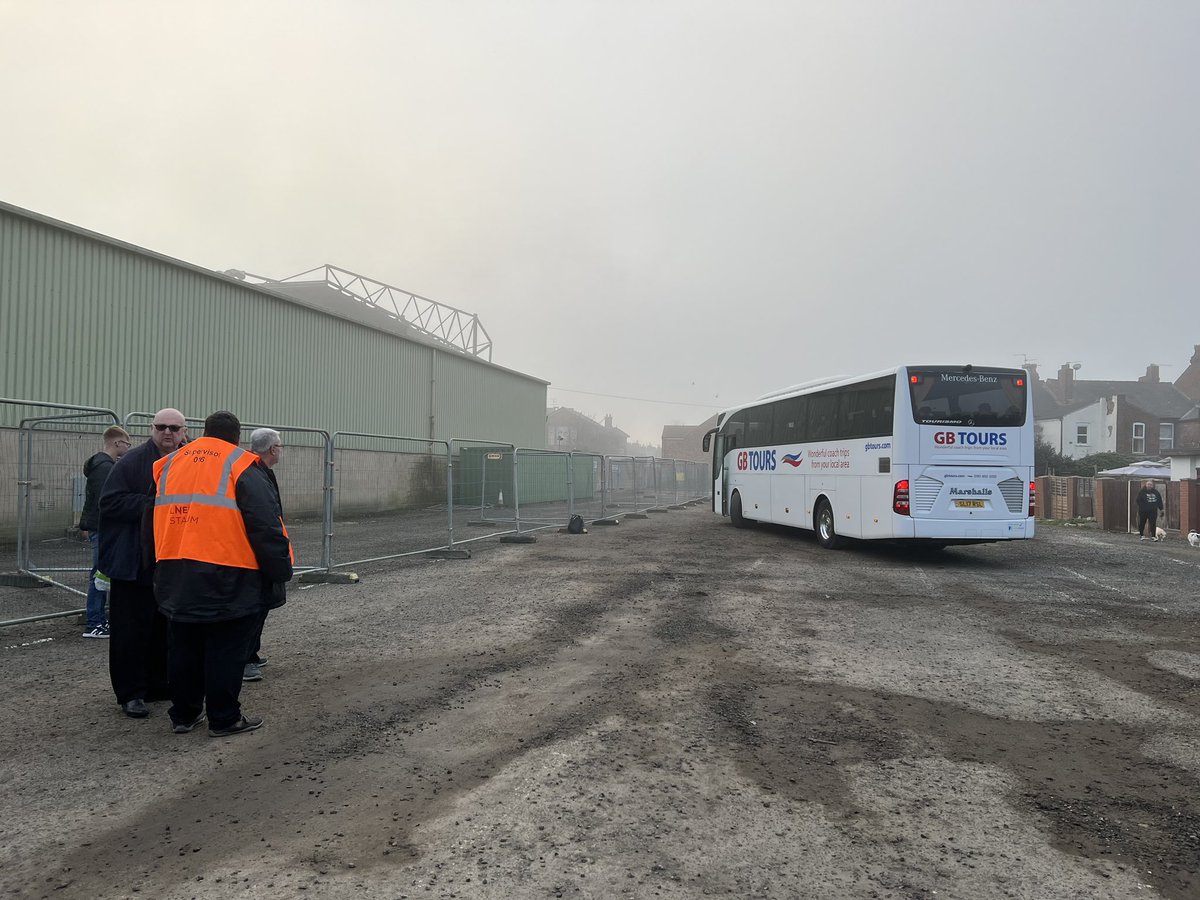 wass74's tweet photo. #RatImps on tour to @derbycounty v @LincolnCity_FC #DERLIN @SkyBetLeagueOne @Comins1Sam Great work by the #RedImps Travel section &amp; @jbimp1 getting the seven @Marshallsbuses sorted. https://t.co/9Brp0Gff6q