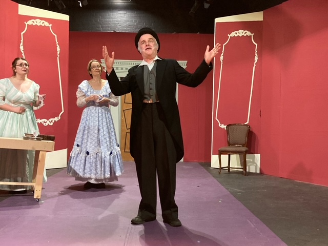 Whatever is going on in the rehearsals for The Government Inspector, it looks like a lot of fun!

Almost as much fun as watching it will be, we're sure. Go get those tickets - opening on 27 February!

lacemarkettheatre.co.uk/LaceMarketThea…