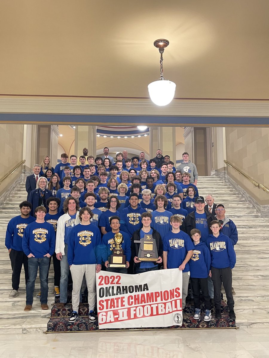 TV31_Stillwater's tweet photo. Congrats @StillwaterFB on being recognized at the Oklahoma State Capitol! The ride continues! https://t.co/vGMKdy5D3Z