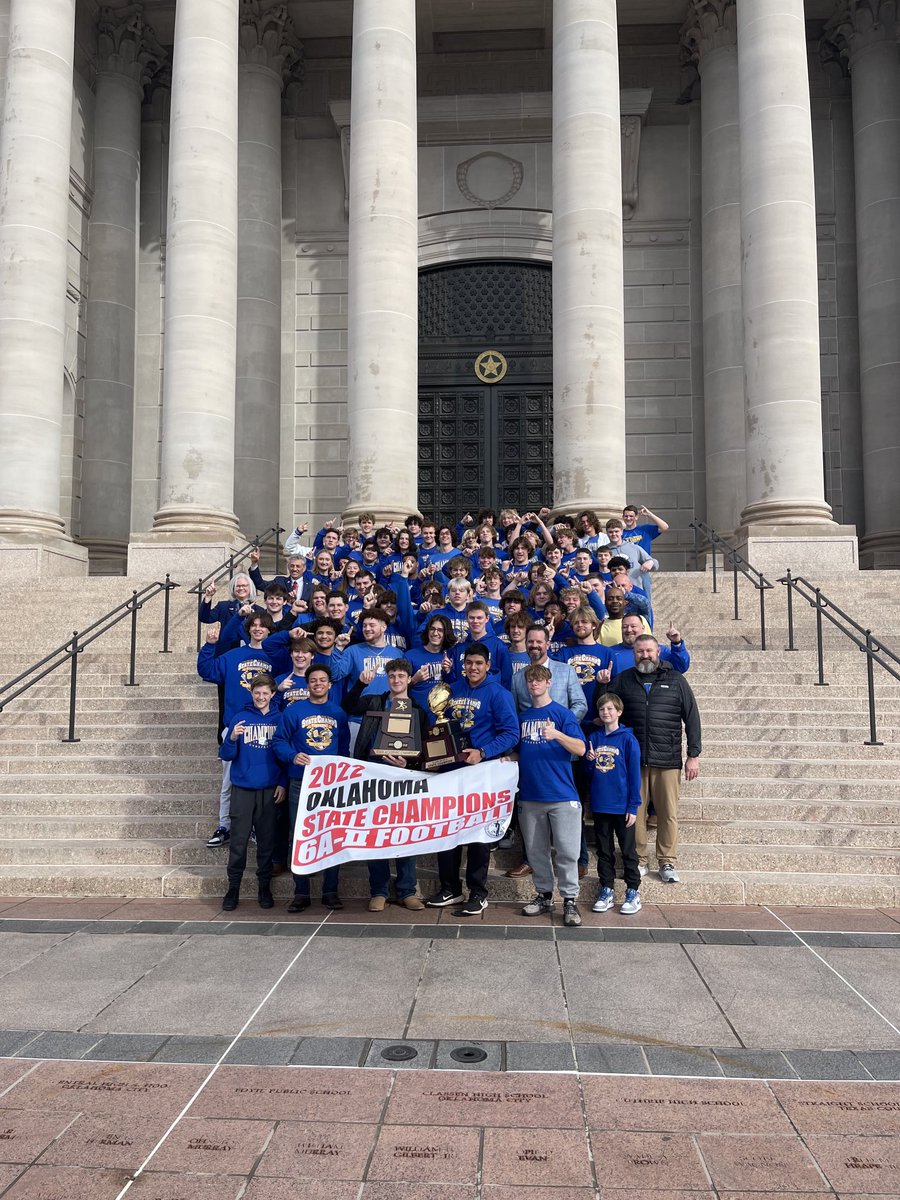 TV31_Stillwater's tweet photo. Congrats @StillwaterFB on being recognized at the Oklahoma State Capitol! The ride continues! https://t.co/vGMKdy5D3Z