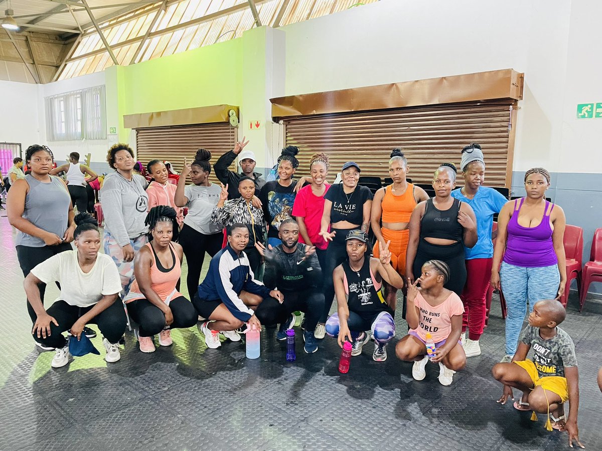 Dzzubha89's tweet photo. It’s FREE!! It’s FUN! Come and join us at dunoon community hall!! Monday to Friday 17:30 💚🤗😊, 

#herbalifenutrition_askmehownow
#FetchYourBody2023
#bodytransformationchallenge https://t.co/0FnwI9PdFM