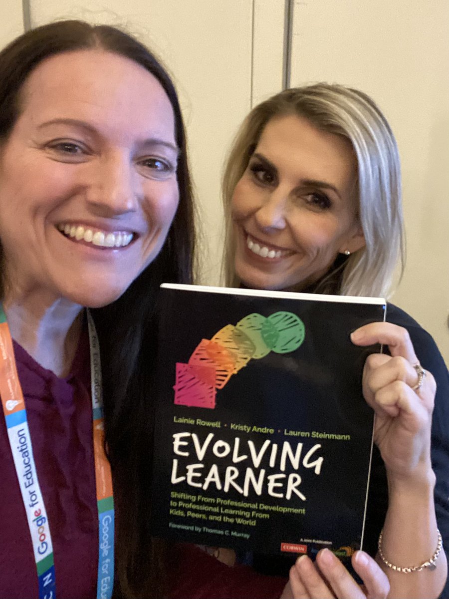 mrstechfarlin's tweet image. Won this book, got it signed, and snagged a pic with the amazing @LainieRowell #IDEAcon