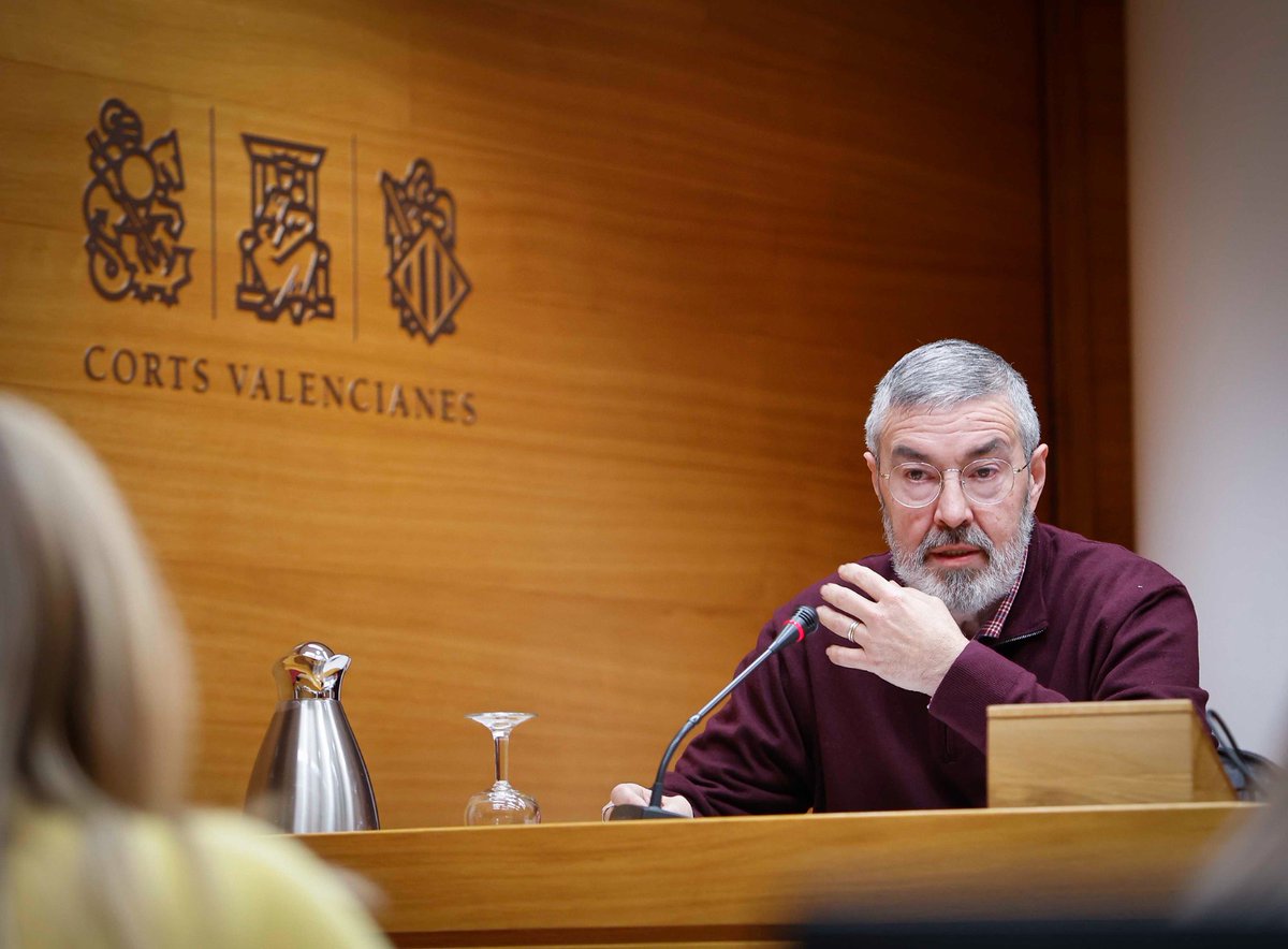 AVAFAM's tweet image. El 13 de febrero de 2023, nuestro presidente D. Manuel Tarragona ha comparecido en las cortes valencianas dando voz a tantas y tantas familias

Estas han sido las reivindicaciones: avafam.org/dando-voz-a-la…

#SomosFamiliasNumerosas #DandoVozALasFamiliasNumerosas #CortsValencianes